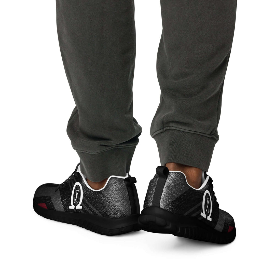 Men's athletic shoes